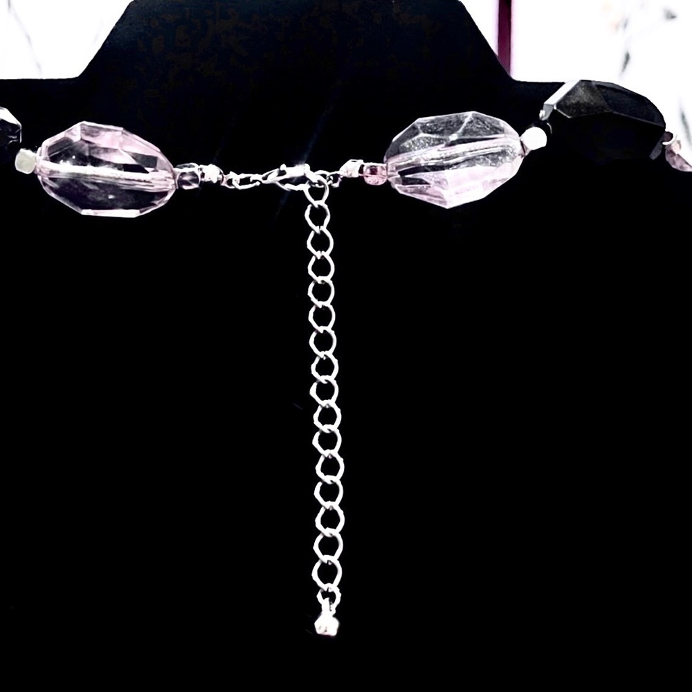 ☃️ Chunky Rhinestone Necklace - Picture 2 of 7